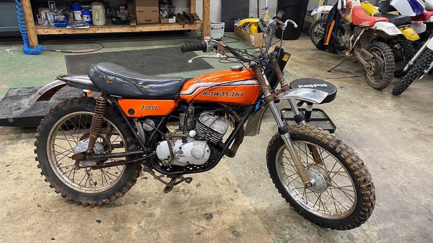 The 1972 Kawasaki G4 100 found in a scrap pile