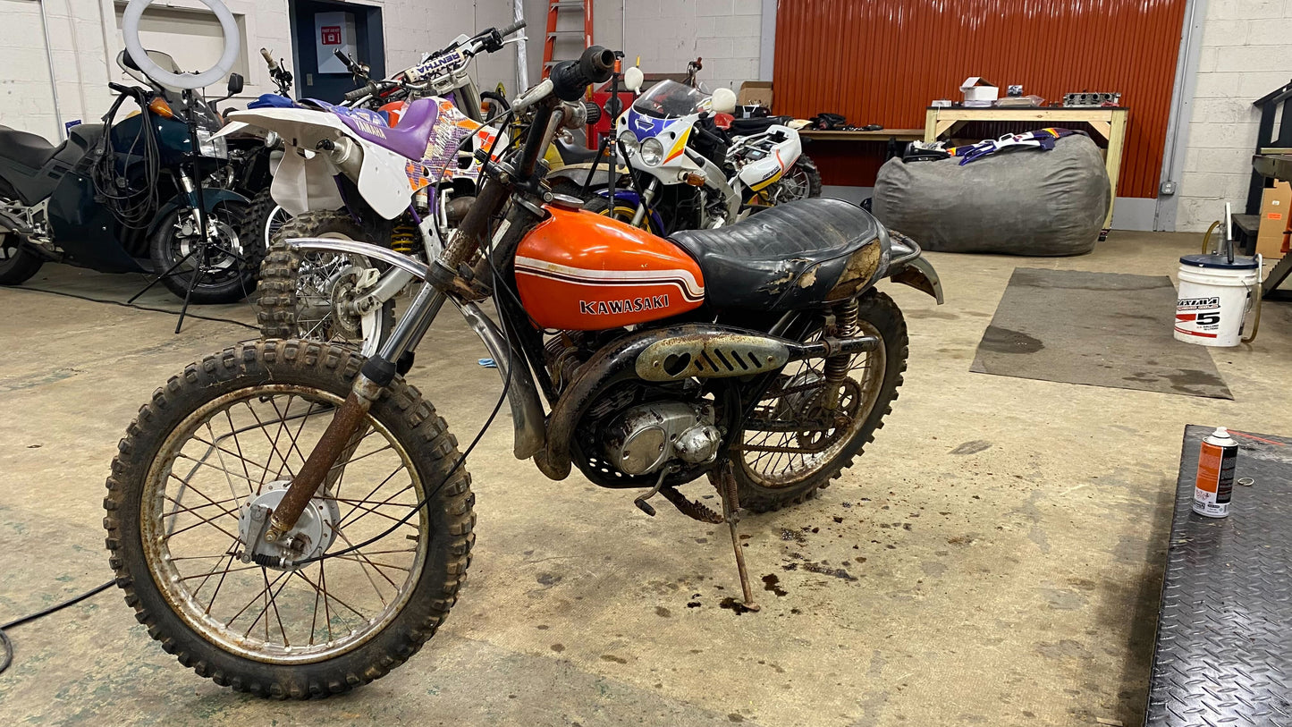 The 1972 Kawasaki G4 100 found in a scrap pile