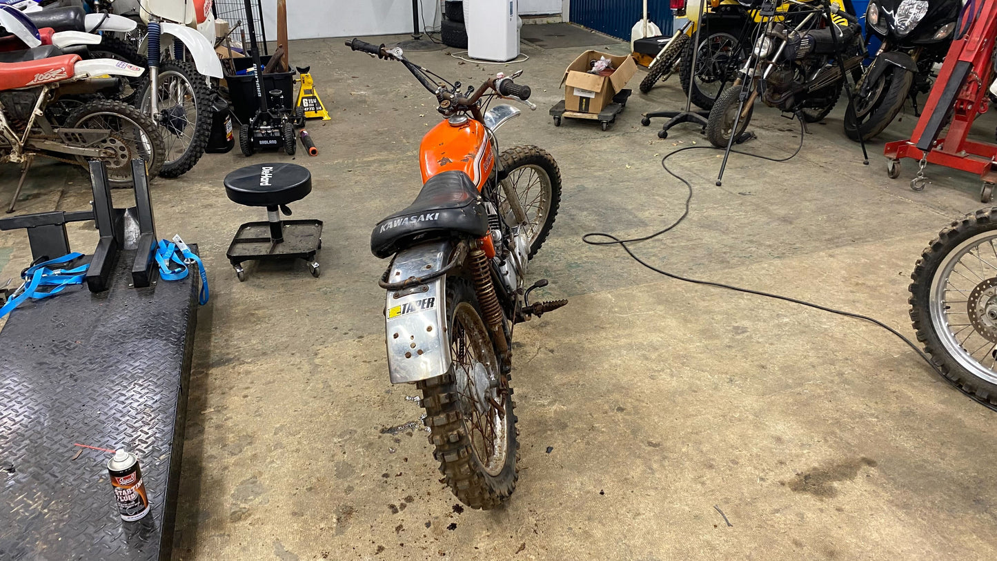 The 1972 Kawasaki G4 100 found in a scrap pile
