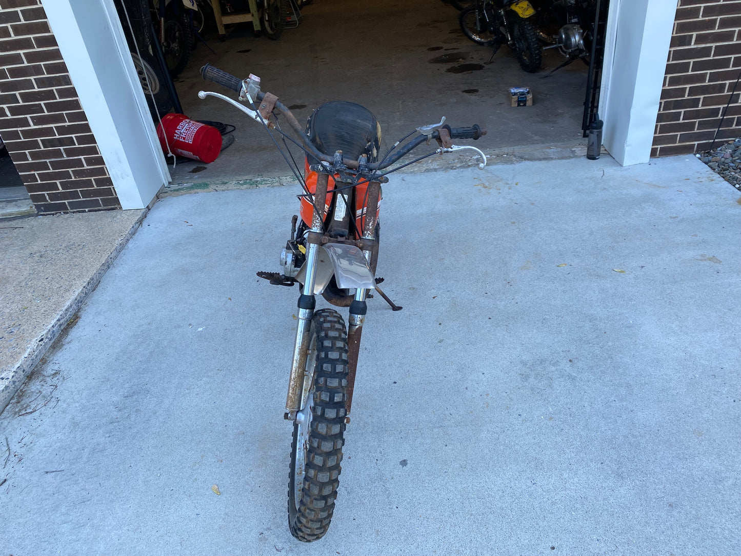 Kawasaki 100